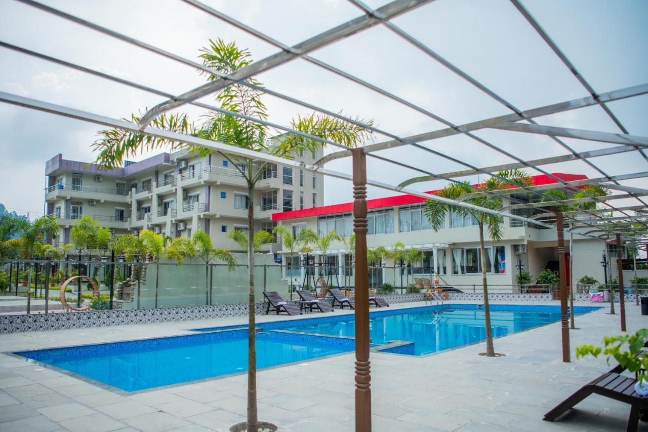 Quick 20 Riverside Hotel Amlekhganj Exterior photo